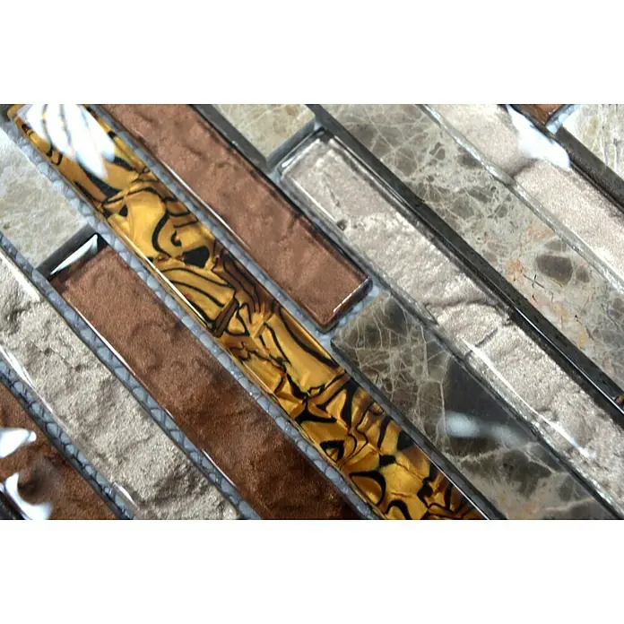 Mosaikfliese Verbund Crystal Mix - 29,8 x 33,8 cm, Beige/Braun, Glänzend - Nahaufnahme von Mosaikfliesen in Braun-, Gold- und Grautönen mit einem modernen und luxuriösen Design.