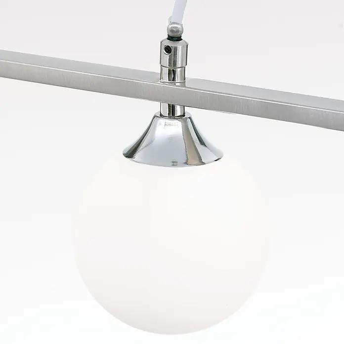 Orion Leuchten Pendelleuchte - L x B x H: 120 x 12 x 150 cm, G9 - Eine gebürstete Metall-Linearleuchte mit Chromfassung und weißem kugelförmigem Glasschirm.