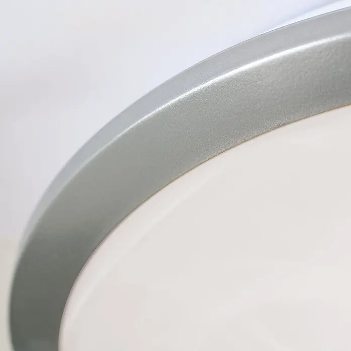 Orion Leuchten Deckenleuchte - L x B x H: 26 x 26 x 10,5 cm, E27 - Runde Deckenleuchte mit weißem Diffusor und silbernem Metallrand.