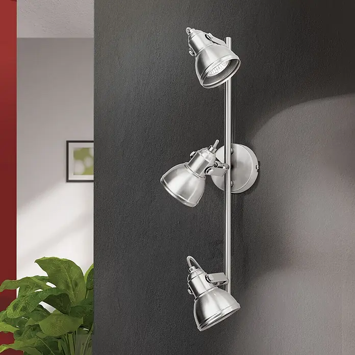 Orion Leuchten Deckenstrahler - L x B x H: 48,5 x 9 x 17 cm, GU10 - Gebürstete Chrom-Drei-Strahler-Wandleuchte, verstellbar. Modernes Design für gezieltes Licht.