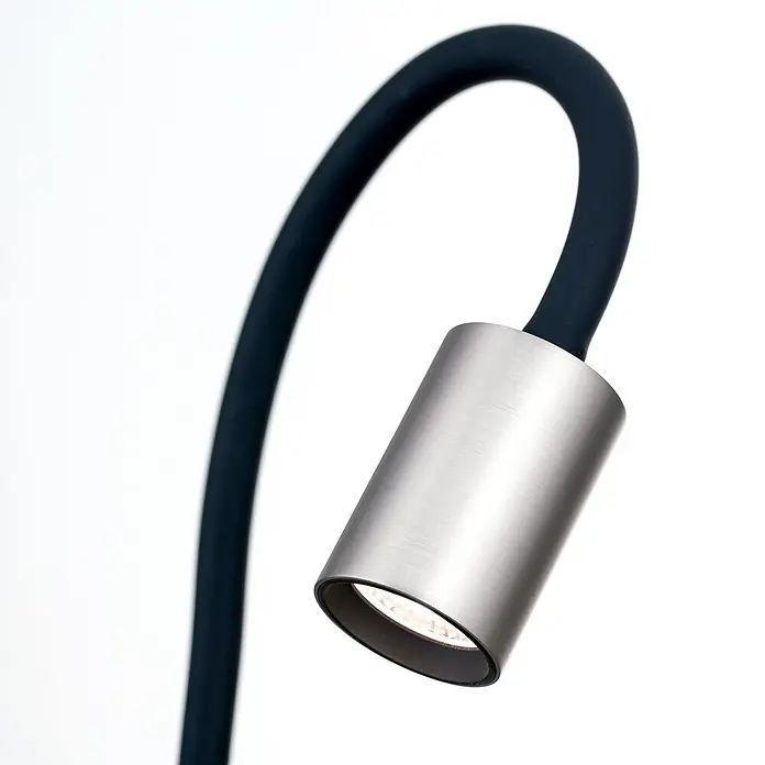 Orion Leuchten LED-Klemmleuchte - L x B x H: 46 x 6 x 12 cm, 5 W, Lichtfarbe: Warmweiß - Moderne Lampe mit dunklem, flexiblem Arm und gebürstetem Metallzylinderkopf, der Licht abstrahlt.