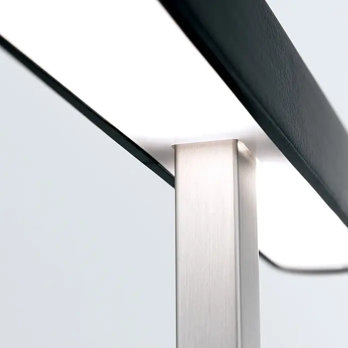Orion Leuchten LED-Tischleuchte - 12 W, Warmweiß - Moderne Leuchte mit gebürstetem Metallsockel und schwarz umrandeter, beleuchteter weißer Platte.