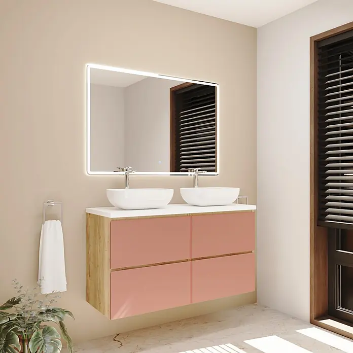 Mueble bajo de lavabo Isa 2 senos - An x Pr x Al: 120 x 44,6 x 54,5 cm, Rose, Apertura con uñero ingletado 45 grados - Mueble de baño doble moderno con marco de madera, cajones rosas, dos lavabos blancos y espejo iluminado.