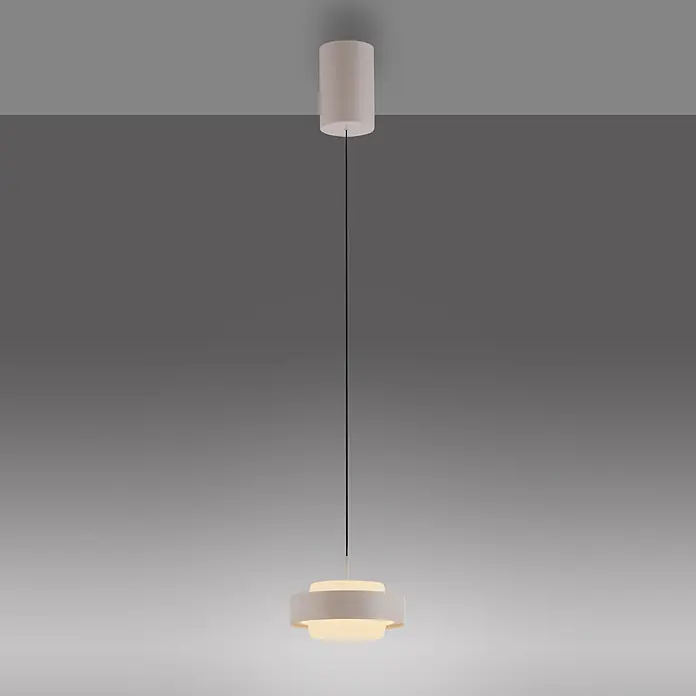 Just Light Pendelleuchte rund Elmo - 18 W, Ø x H: 17,5 x 200 cm, Sandbeige, Anzahl Leuchtmittel: 1 Stk. - Weiße zylindrische Pendelleuchte mit geschichtetem rundem Schirm und interner Beleuchtung.
