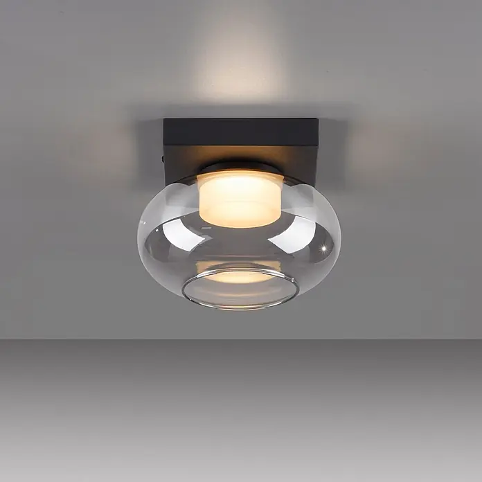 Just Light LED-Deckenleuchte Sia - 4,5 W, L x B x H: 20 x 20 x 14,4 cm, Rauchglas/ Schwarz, Warmweiß - Deckenleuchte mit dunklem quadratischem Sockel, klarem kugelförmigem Glasschirm und mattweißem internem Diffusor, der ein warmes Licht abgibt.