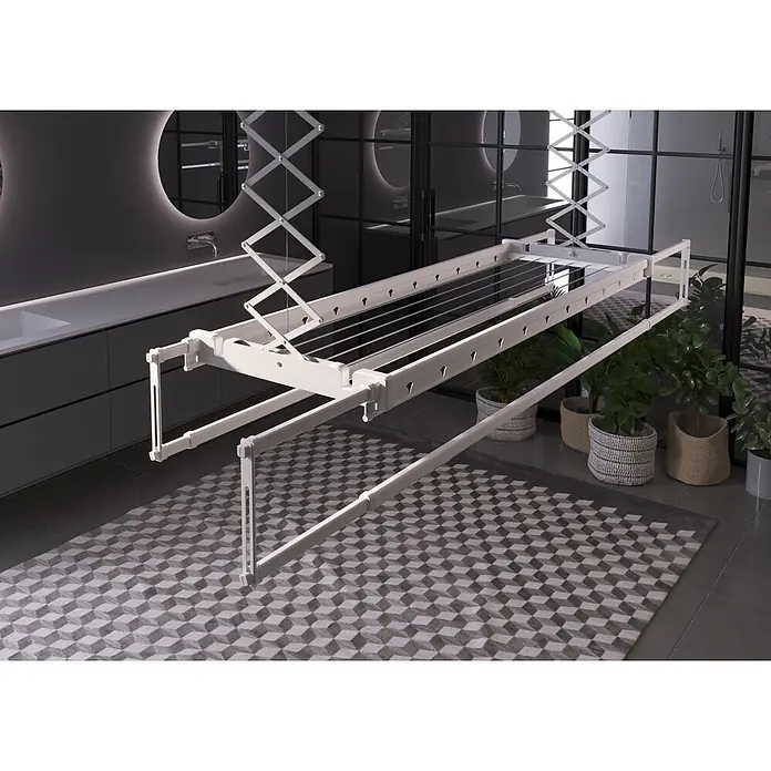 Foxydry Deckenwäschetrockner Pro 120 - L x B: 53 x 122 cm, Stahlgrau - Weißer ausziehbarer Wäschetrockner in modernem Raum, bereit zur Nutzung.