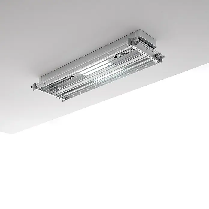Foxydry Deckenwäschetrockner Pro 150 - L x B: 53 x 160 cm, Stahlgrau - Rechteckige silbergraue Linearleuchte mit hellen Röhren, in einer Decke montiert.