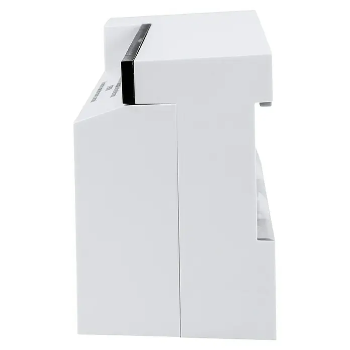 Homematic IP Fußbodenheizungsregler HmIP-FAL230-C10 - 52 x 225 x 75 mm, Funk, 230 V - Seitenansicht eines weißen, rechteckigen Produkts mit einem schwarzen Akzent, möglicherweise ein elektronisches Gerät oder eine Haushaltsgerätkomponente.