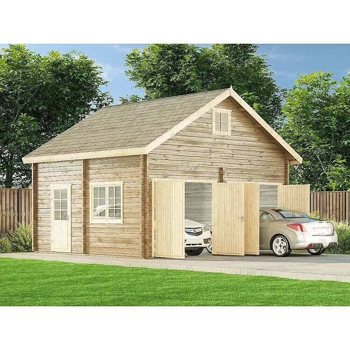 Alpholz Garage Bora 70 - Holz, Naturbelassen, Schutz-Imprägnierung:Ohne Schutz-Imprägnierung - Naturholz-Doppelgarage mit Falttüren, Seitentür und Fenstern, in der zwei Autos stehen.