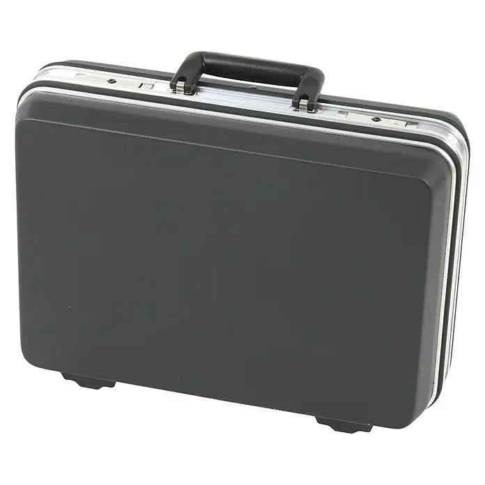 Hepco & Becker Werkzeugkoffer Budget 5041 - L x B: 360 x 490 mm, Höhe: 180 mm, Material: ABS - Ein schwarzer Aktenkoffer mit silbernen Beschlägen und einem schwarzen Griff ist vor einem schwarzen Hintergrund abgebildet.