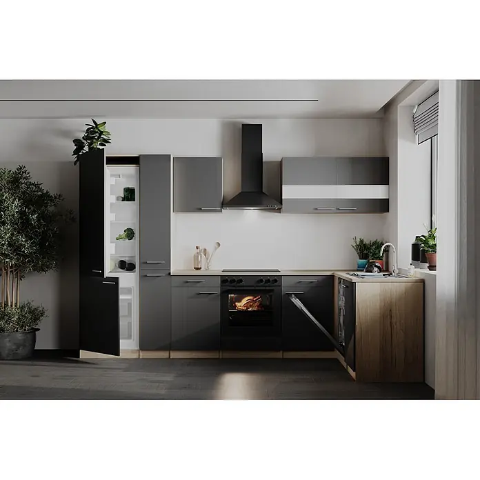 Respekta Winkelküche Merle - B x L: 310 x 172 cm, Grau, Mit Elektrogeräten - Moderne Küche mit dunkelgrauen Schränken, hellen Holztheken und weißen Akzenten, mit offenem Kühlschrank und Ofen in Gebrauch.