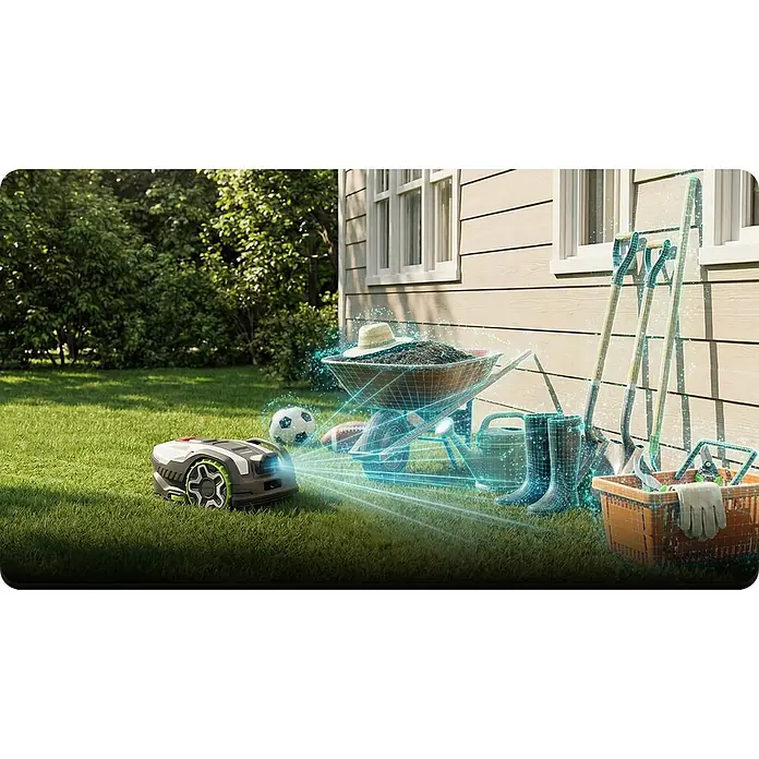 Greenworks Mähroboter AI Mowbot 10 GW KI RTK+VISION - 1.000 m², Schnittbreite: 20 cm, Satellitengestützte Navigation, RTK - Grauer Mähroboter mit grünen Akzenten scannt verschiedene Gartengeräte im Garten.