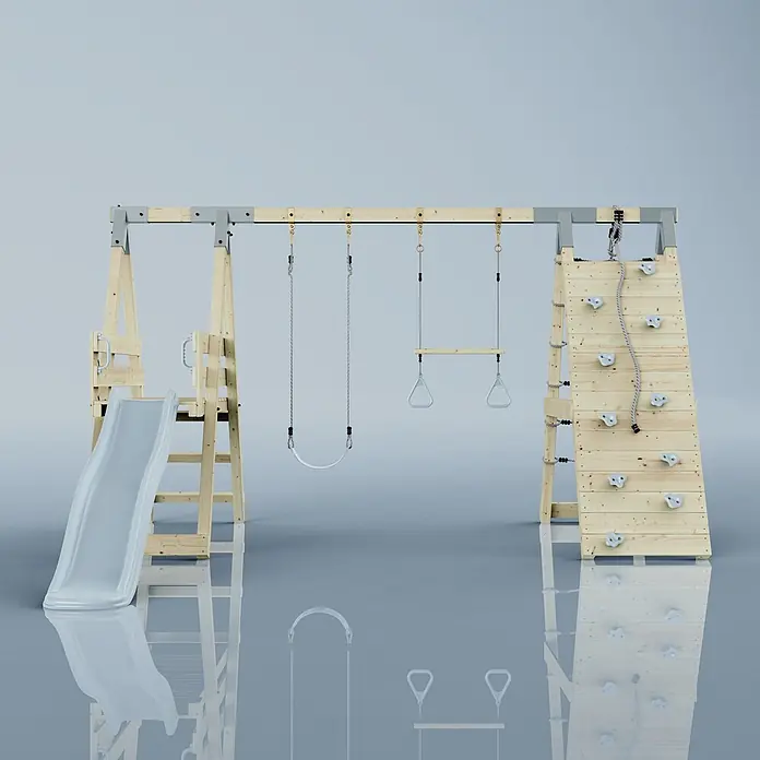 OutdoorToys Schaukel Klettergerüst Krokodil - B x L: 288 x 370 cm, Holz - Hölzerner Spielplatz für draußen mit hellgrauer Rutsche, zwei Schaukeln und Kletterwand mit weißen Griffen.