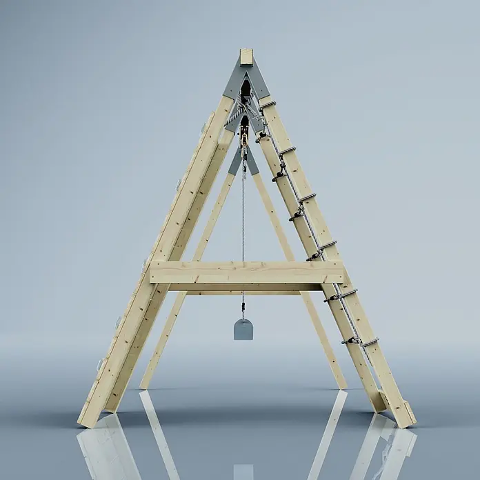 OutdoorToys Schaukel Klettergerüst Chamäleon - B x L: 183 x 202 cm, Holz - Hölzernes A-Rahmen-Spielgerät mit grauen Metallteilen, Kletterseilen und einer hängenden grauen Schaufel.