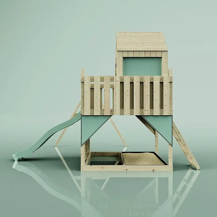 OutdoorToys Klettergerüst Lasse - 399 x 414 x 291 cm, Holz, Grün - Hölzernes Kinderspielhaus mit Rutsche und integriertem Sandkasten, hellem Holz und türkisen Akzenten.