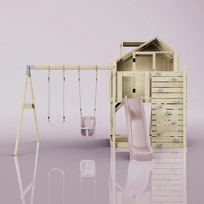 OutdoorToys Klettergerüst Lasse - 399 x 414 x 291 cm, Holz, Rosa - Eine Spielanlage aus Holz mit Schaukeln, einem Spielturm, einer rosa Rutsche und einer Kletterwand mit blauen Griffen.