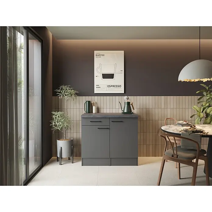 Respekta Buffetschrank - Breite: 100 cm, Grau Matt, Ohne Oberschrank - Moderner dunkelgrauer Unterschrank mit dunkler Arbeitsplatte und schwarzen Griffen, als Kaffeestation in minimalistischer Küche.
