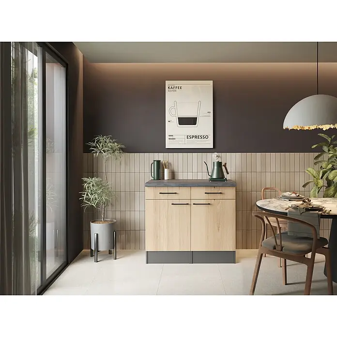 Respekta Oliver Sideboard - Breite: 100 cm, Artisan Eiche, Ohne Oberschrank - Heller Holz-Küchenschrank mit dunkler Arbeitsplatte und schwarzen Griffen in modernem Essbereich.