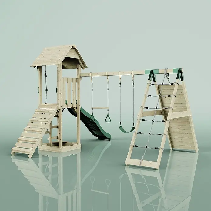 OutdoorToys Kinderspielturm Kiruna - L x B x H: 357 x 38 x 274 cm, Grün - Hölzerner Spielturm mit Rutsche, Schaukelbalken, zwei Schaukeln, Ringen und Kletternetz in Naturholz und grünen Akzenten.