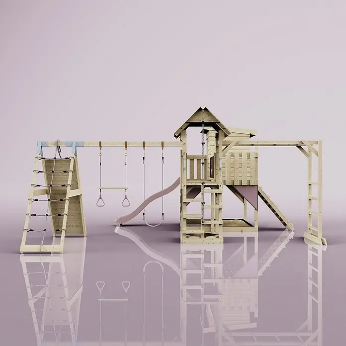 OutdoorToys Kinderspielturm Polarplay Lars - L x B x H: 562 x 503 x 274 cm, Rosa - Hölzernes Spielgerät mit Kletternetz, Rutsche, Schaukeln und Ringen, mit hellblauen und rosa Akzenten.