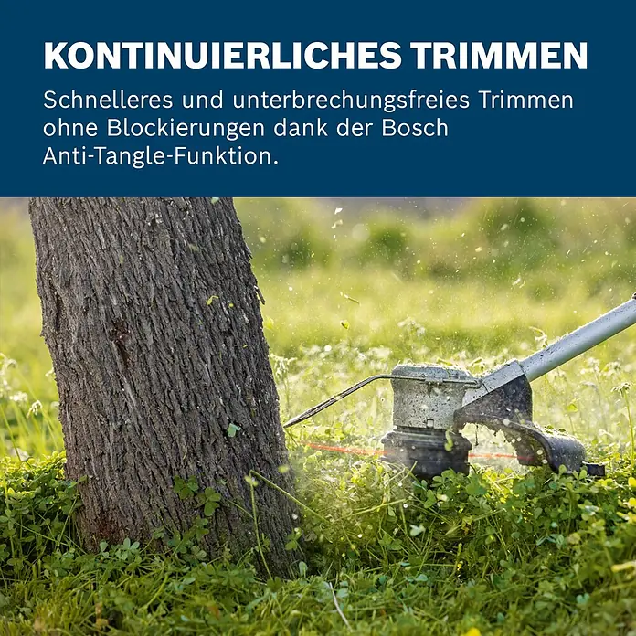 Bosch Professional AMPShare 18V Akku-Rasentrimmer GRT 18V-33 - 18 V, Ohne Akku - Bosch Rasentrimmerkopf im Einsatz, schneidet effektiv Gras um einen Baumstamm, mit fliegenden Grasschnitt.