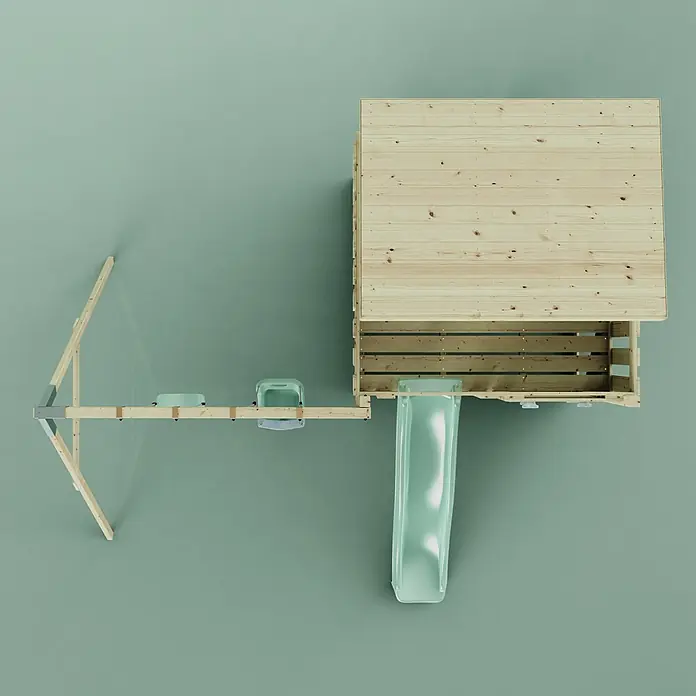 OutdoorToys Kinderspielturm Nils - L x B x H: 396 x 415 x 260 cm, Grün - Blick von oben auf ein hölzernes Spielgerät mit einer hellgrünen Rutsche und zwei hellgrünen Sitzen an einem Seitenbalken.