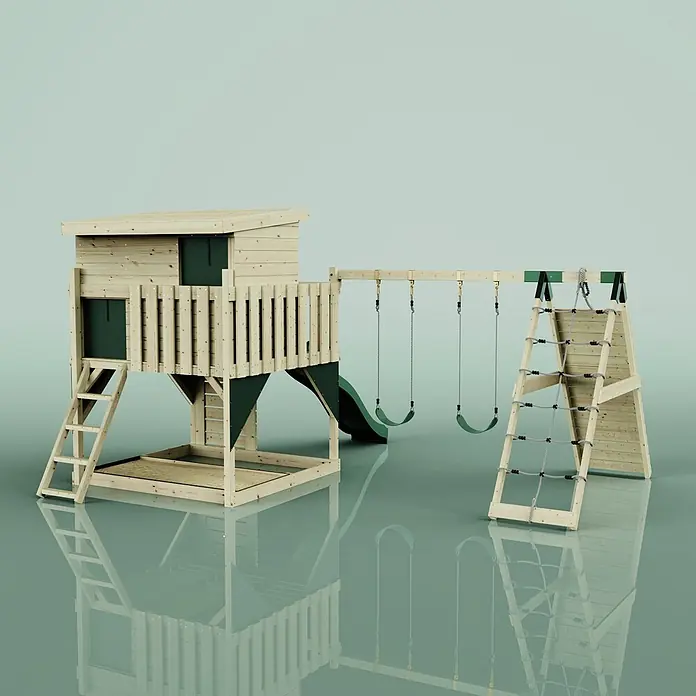 OutdoorToys Kinderspielturm Aksel - L x B x H: 469 x 415 x 261 cm, Grün - Spielturm aus Holz für Kinder mit Spielhaus, Rutsche, Schaukeln und Kletternetz, dunkelgrün akzentuiert.