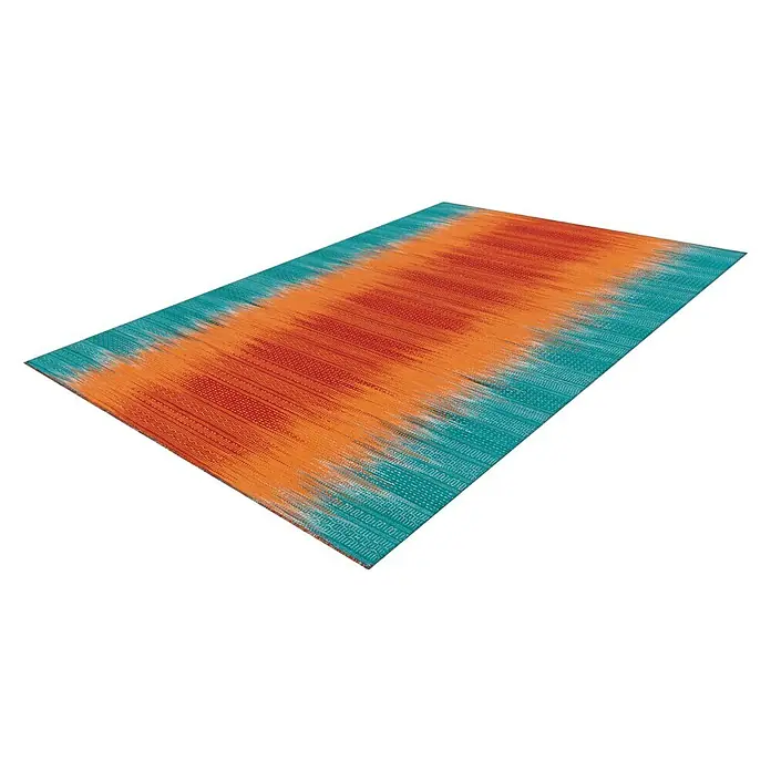Kayoom Wollteppich Sunset - Orange/Türkis, 180 x 120 cm, 80 % Neuseeland-Wolle, 20 % Baumwolle - Eine rechteckige, orange-türkisfarbene Outdoor-Matte mit abstraktem Muster, ideal für Terrasse oder Garten. Sie ist robust und leicht zu reinigen.
