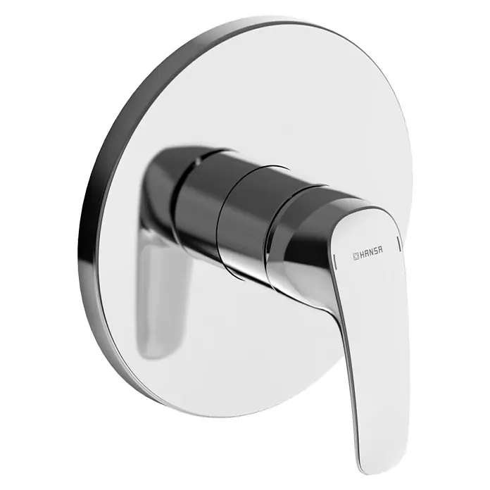 Hansa Pinto UP-Brausearmatur - Chrom, Glänzend - Nahaufnahme einer glänzenden, verchromten HANSA Armatur. Das moderne Design zeichnet sich durch klare Linien und eine hochwertige Verarbeitung aus.