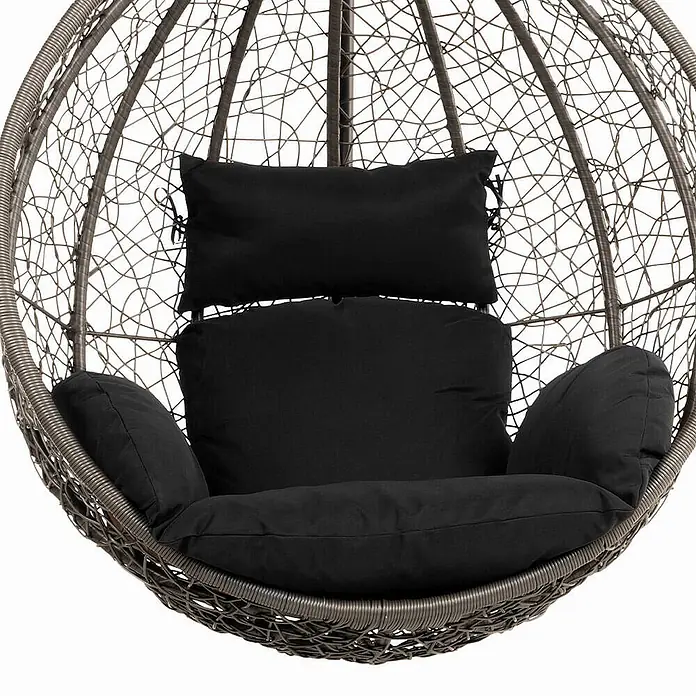 Home Deluxe Hängesessel CIELO Kissen - Kunststoff, Schwarz - Hängesessel aus grauem Geflecht mit schwarzen Polstern.