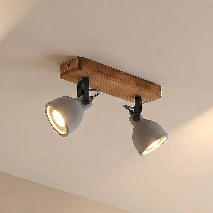 Lindby Deckenstrahler Mitis - Holz dunkel, alu / grau / zink, GU10 - Zweiflammiger Deckenstrahler mit Holzsockel und zwei verstellbaren grauen Spots in Betonoptik.