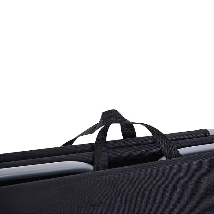 Furnicato Gartenliege - B x T: 55 x 187 cm, Schwarz, Polyester - Ein zusammengeklapptes Feldbett mit schwarzem Stoff, grauen Stangen und einem schwarzen Tragegriff.