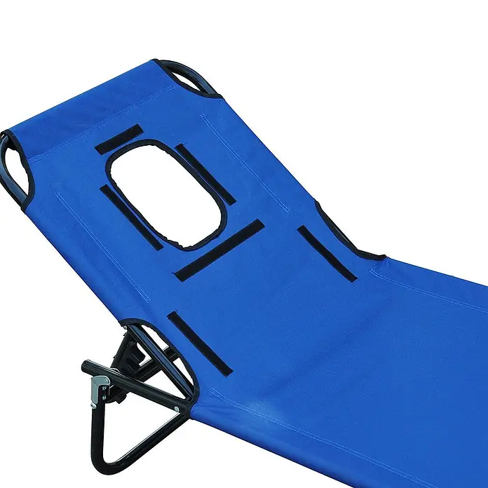 Furnicato Gartenliege - B x T: 58 x 190 cm, Blau - Blaues Klappbett mit Kopfteil, Gesichtsausschnitt und schwarzen Klettverschlüssen, gestützt von einem schwarzen Metallrahmen.
