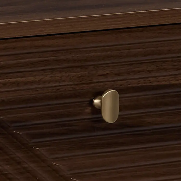 Home Deco Factory Tiffany Mesita de noche - L x An x Al: 40 x 40 x 55 cm, Marrón, Número de cajones: 1 ud. - Cajón de madera ranurado marrón oscuro con un tirador ovalado de latón cepillado.