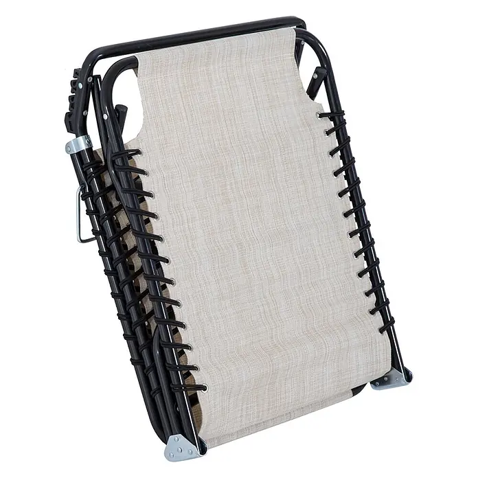 Furnicato Gartenliege - B x T: 58 x 189 cm, Cremeweiß, Polyester - Geklappter Schwerelosigkeitsstuhl mit hellbeigem Stoffbezug und schwarzer Bungee-Seil-Aufhängung auf schwarzem Metallgestell.