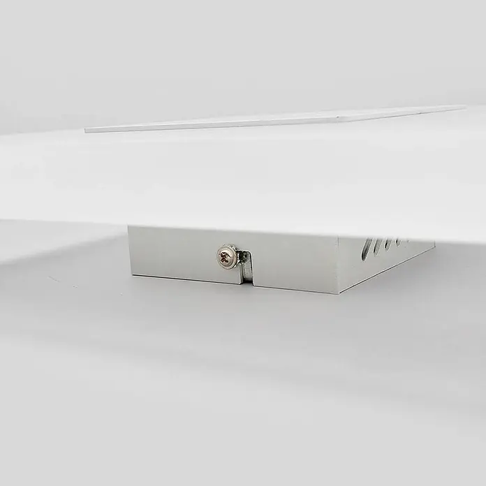 Lucande Wandleuchte Berlind - L x B x H: 6 x 26 x 26 cm, weiß / opal - Silberfarbenes, rechteckiges Metallgehäuse mit sichtbarer Schraube und Lüftungsschlitzen.