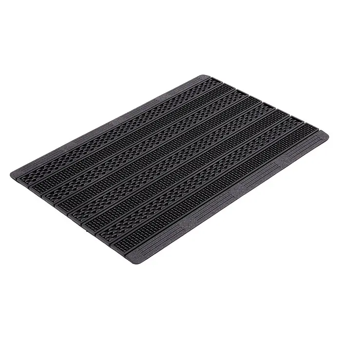 Gummimatte Rubic - 75 x 45 cm, Schwarz, 100 % Gummi - Schwarze Gummifußmatte mit strukturierter Oberfläche, die abwechselnd Streifen aus kleinen Noppen und geschwungenen Rillen aufweist.