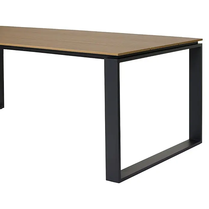 Ebuy24 Gartentisch Martinus - L x B x H: 210 x 100 x 75 cm, Ø x H: 210 x 75 cm, Aluminium, Nonwood, Sonstige, Walnuss - Moderner Esstisch mit hellbrauner Holzplatte und schwarzen U-förmigen Metallbeinen.
