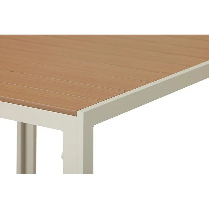 Ebuy24 Gartentisch Noah - L x B x H: 90 x 90 x 74 cm, Ø x H: 90 x 74 cm, Aluminium, Nonwood, Sonstige, Teak - Ecke eines Tisches mit einer hellbraunen Holzlamellenplatte und einem hellgrauen Metallrahmen.