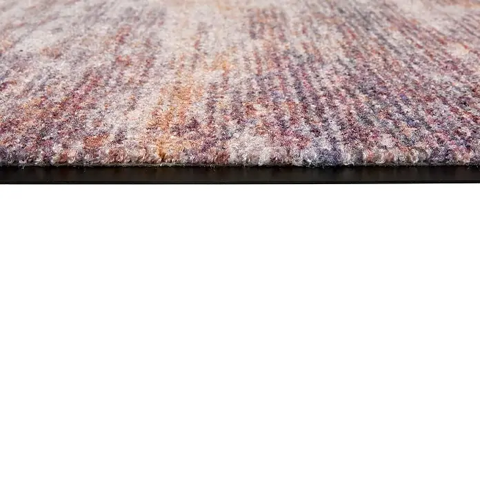Fußmatte Bellevue - 70 x 50 cm, Bunt, Material Nutzschicht: 100 % Polyamid, Streifen - Nahaufnahme eines mehrfarbigen, strukturierten Teppichs mit dichtem Flor in Rosa-, Lila- und Brauntönen.