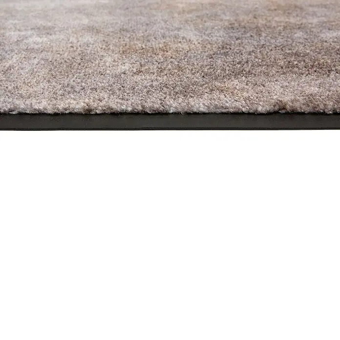 Fußmatte Miami - 150 x 67 cm, Grau, Material Nutzschicht: 100 % Polyamid, Beton - Nahaufnahme einer weichen, hellbraunen Teppichkante mit Textur.