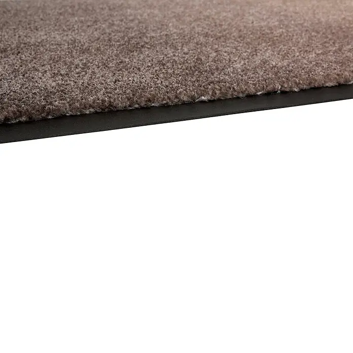 Fußmatte Miami - 70 x 50 cm, Beige, Material Nutzschicht: 100 % Polyamid, Verlauf - Nahaufnahme einer braunen, zotteligen Matte mit dunklem, flachem Rand.