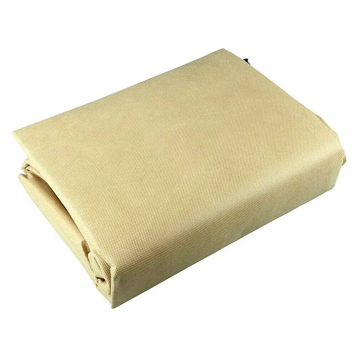 Windhager Winterschutzvlies - L x B: 2,4 x 1,9 m, Beige, 140 g/m² - Zusammengefaltete hellbeige Schutzhülle aus strapazierfähigem, strukturiertem Stoff.
