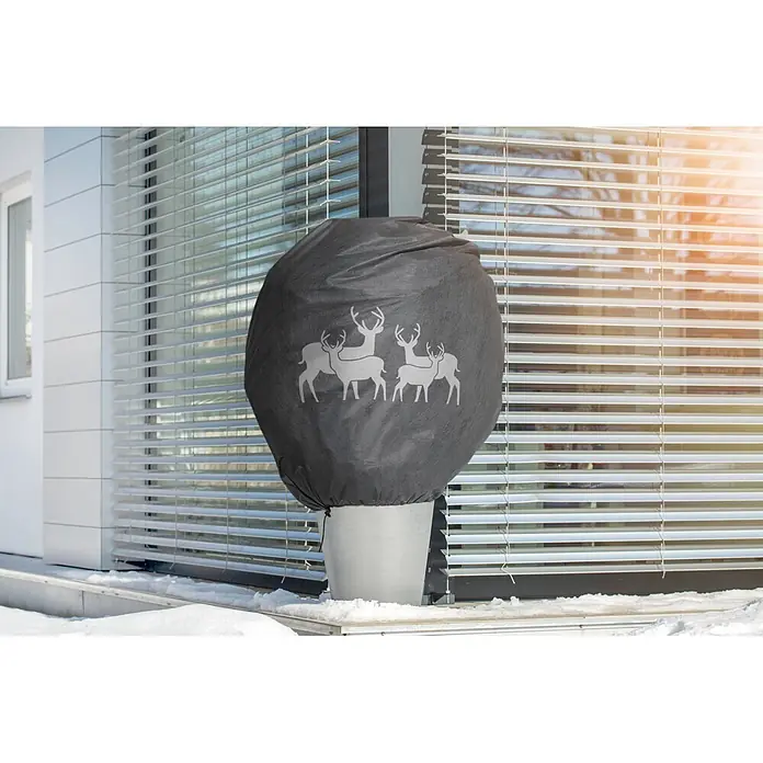 Windhager Abdeckhaube - Hirsch-Motiv, XL, L x B: 1,1 x 1,1 m, Grau - Dunkelgrauer Winterschutz für Pflanzen mit Hirsch-Silhouetten, schützt eine Topfpflanze im Schnee.