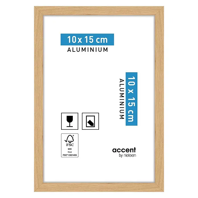 Nielsen Alurahmen Duo - 10 x 15 cm, Eiche - Heller Aluminium-Fotorahmen in Holzoptik für 10x15 cm Bilder, mit Marken- und Größenangaben.