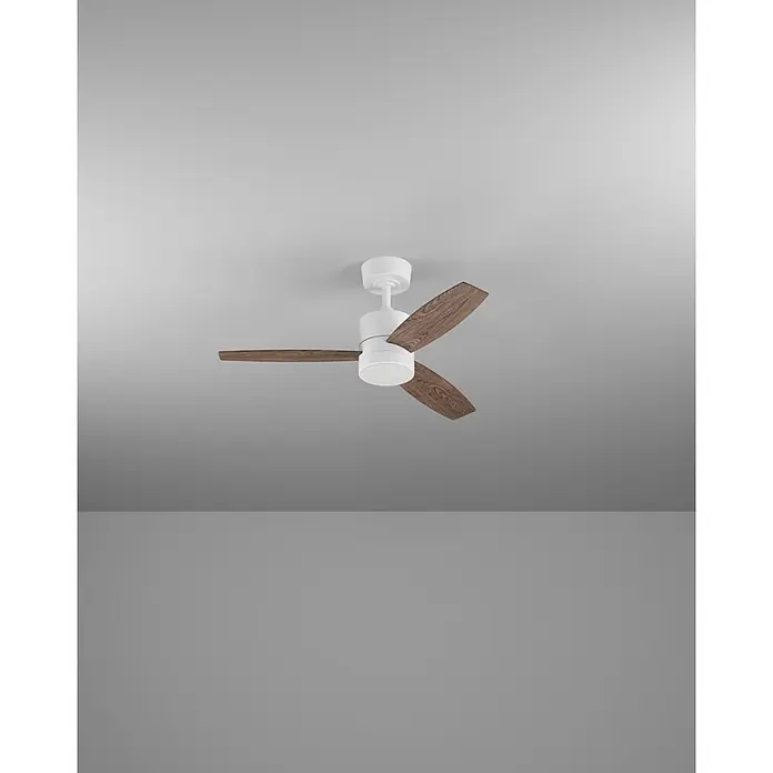 Eglo Deckenventilator MANDAREE - Durchmesser: 106 cm, Weiß, Eiche, Mit Leuchtmittel, LED - Weißer Deckenventilator mit drei Holzflügeln.