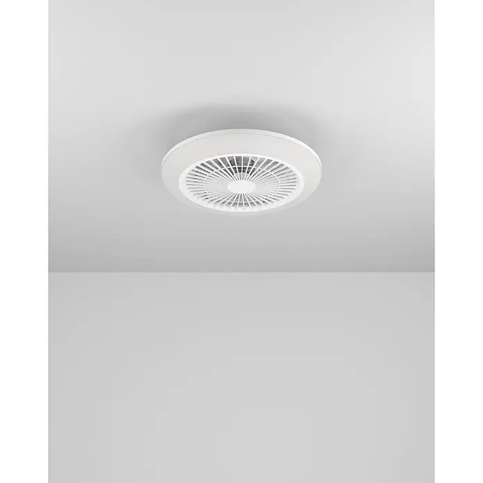 Eglo Deckenventilator Salvador - Weiß, 46 cm, 17,6 W, Warmweiß - Weißer runder Deckenventilator mit integriertem LED-Licht an der Decke montiert.