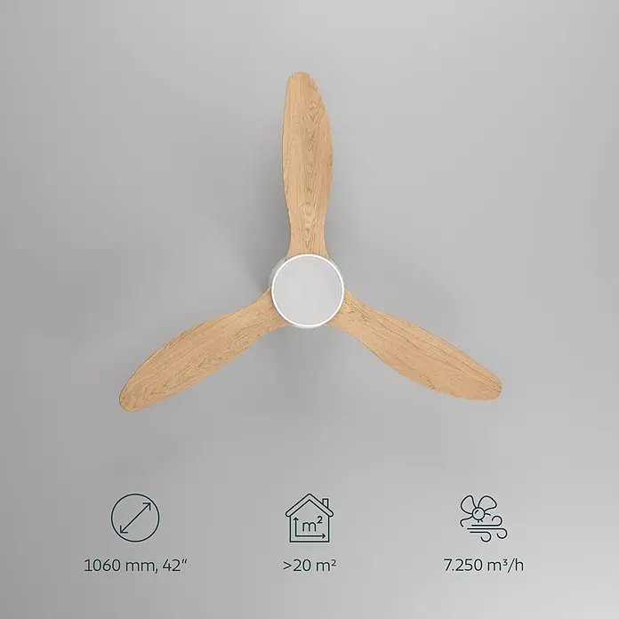 Eglo Deckenventilator Baracarès - Weiß, Eiche, 106 cm - Dreiflügeliger Deckenventilator mit hellen Holzblättern und weißem Mittelgehäuse.