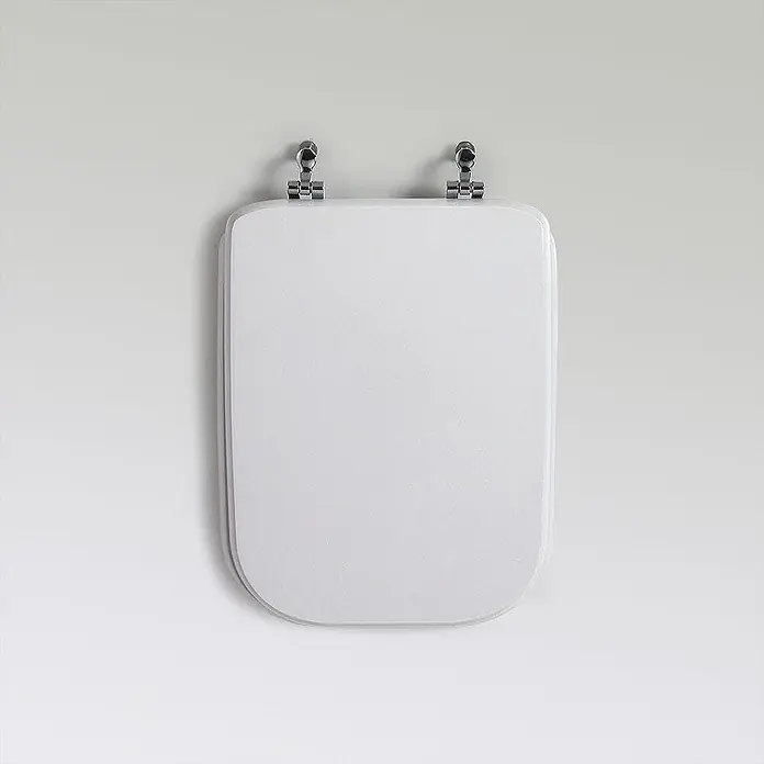 Kiamami Valentina WC-Sitz - Grau - Weißer Toilettensitz mit Chromscharnieren.