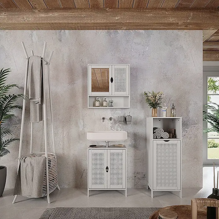 Vicco Badmöbel-Set - Weiß, Sonstiges - Weißes Badmöbel-Set: Waschtisch, Spiegelschrank, Hochschrank und Handtuchständer, alle mit perforierten Türen, in modernem Bad.